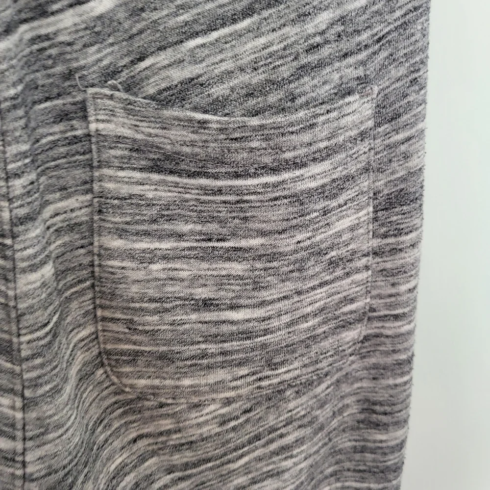 Old Navy Boy 10/12 L Heathered‎ Gray Joggers Elastic Drawstring Pockets
